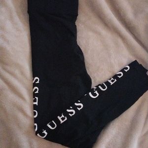 Small Guess leggings